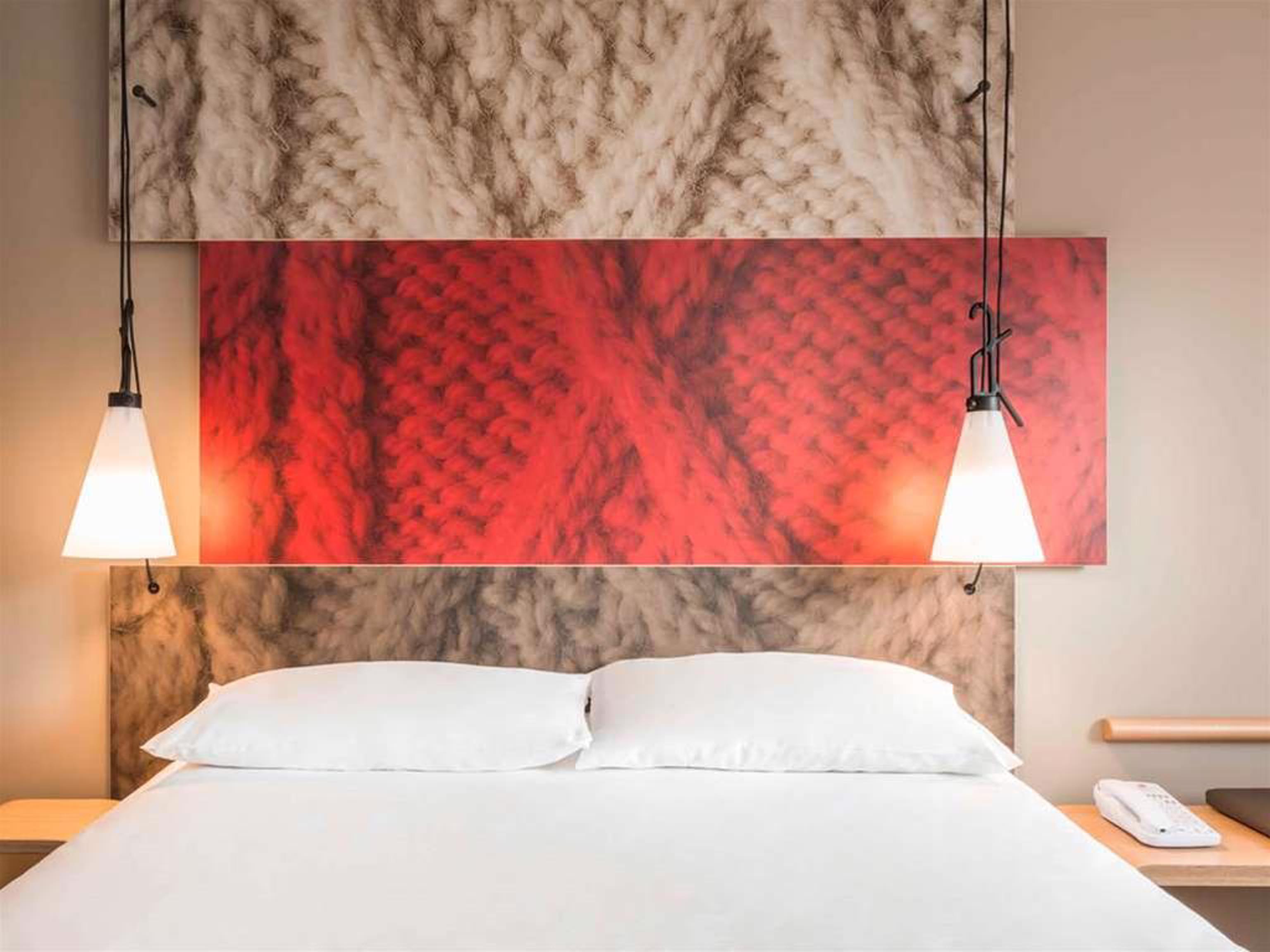 Ibis Paris Porte De Clichy Centre Bagian luar foto